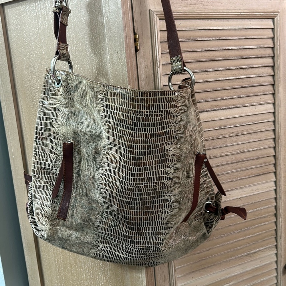 Chez Leather bag